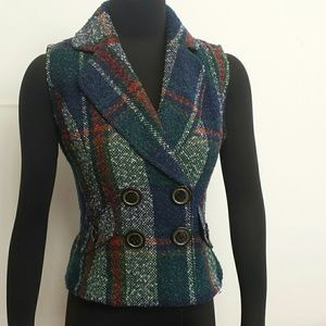 FINAL SALE! Nwt Plaid vest